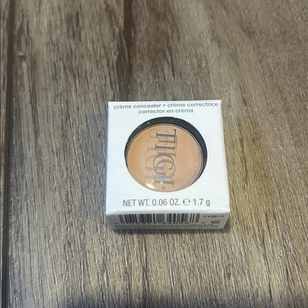 NEW! TIGI Creme Concealer in Medium